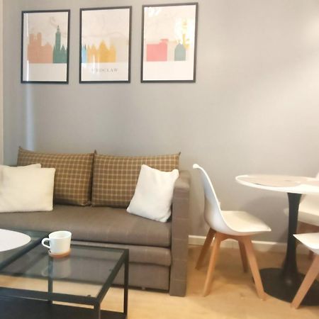 Droinvest Apartament Zarembowicza 33 Wroclaw Lotnisko Airport Exterior foto