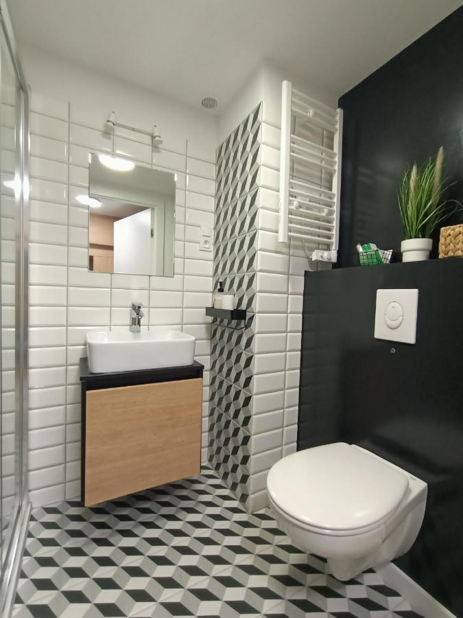 Droinvest Apartament Zarembowicza 33 Wroclaw Lotnisko Airport Exterior foto